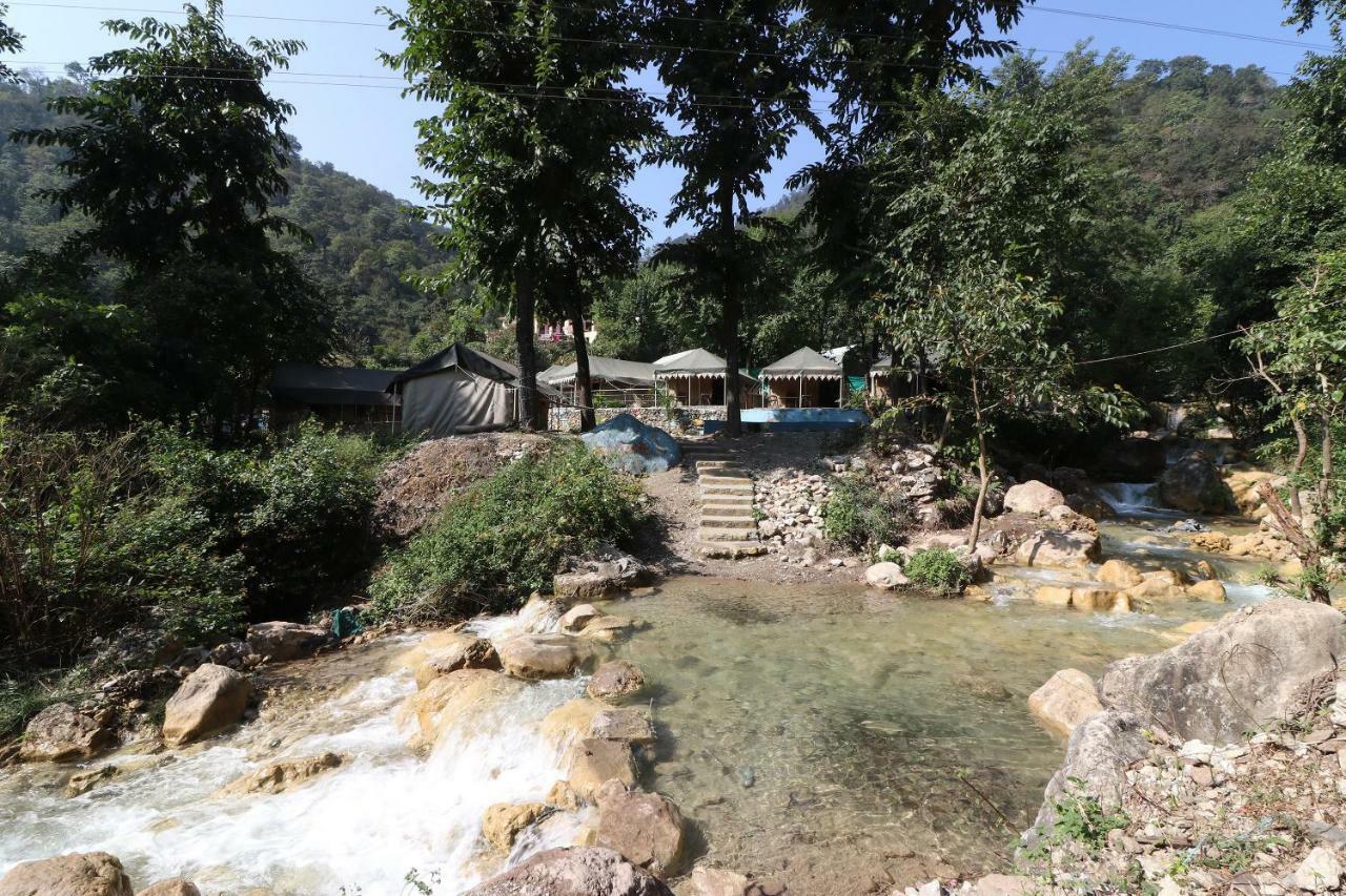 Oyo 23439 Tapovan Heights Camp & Resort Narendra Nagar Esterno foto