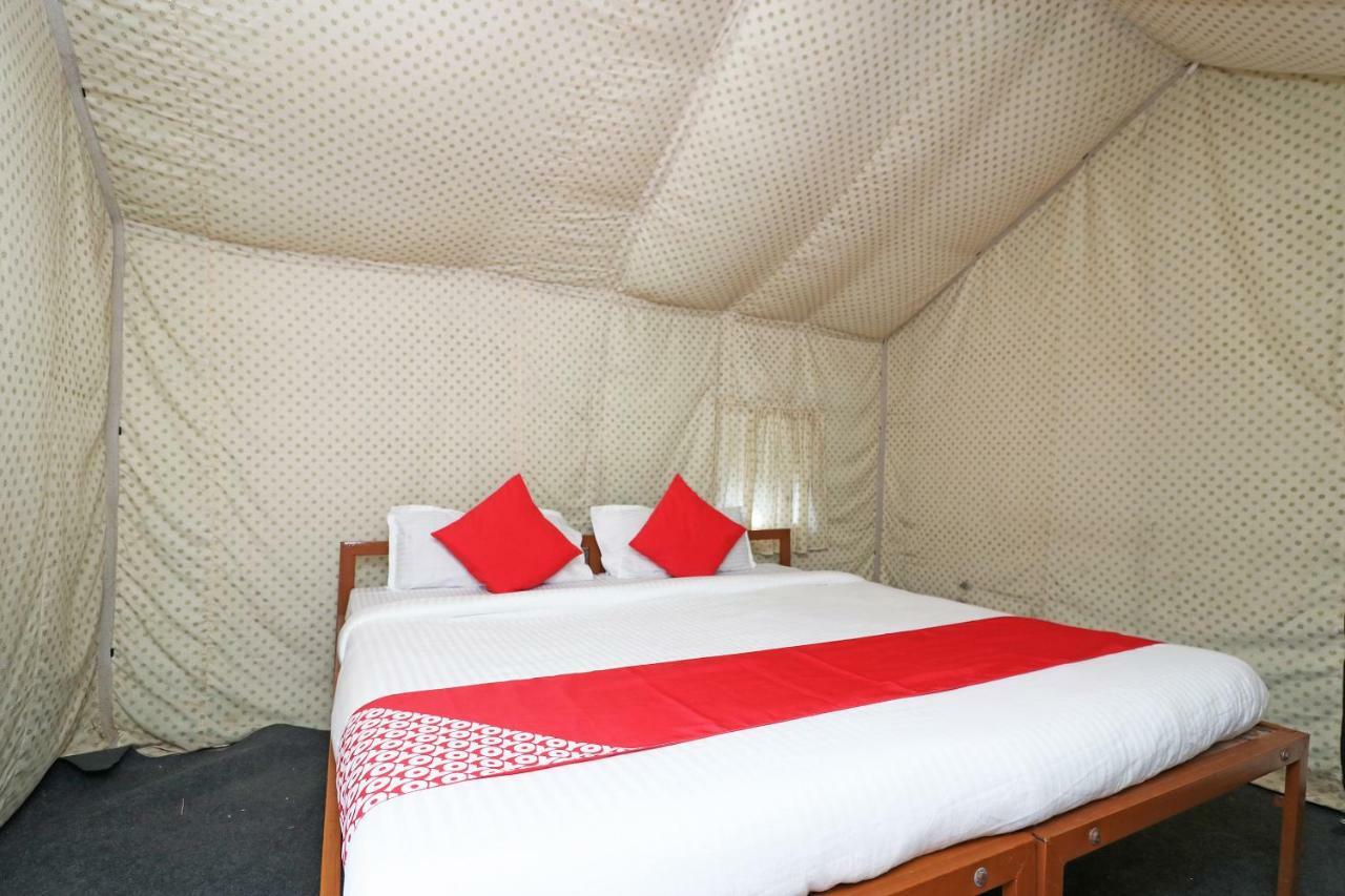 Oyo 23439 Tapovan Heights Camp & Resort Narendra Nagar Esterno foto